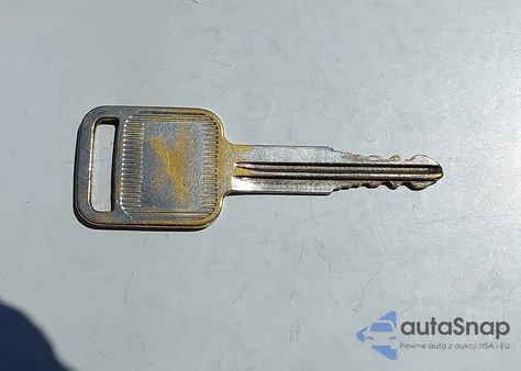 1995 Geo Tracker from USA, damaged, VIN 2CNBJ1862S6909268